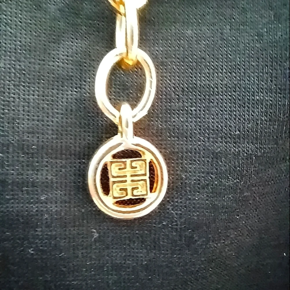 Rare Givenchy Paris Faux Pearl Matte Gold Necklace Vintage 1980s